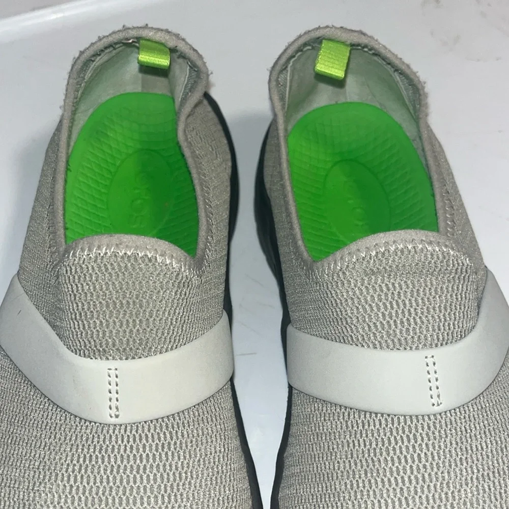 OOFOS OOmg Low sneakerslip on comfort support shoes women’s size 8 European 39 - Picture 7 of 9